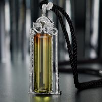 彩宝吊坠
